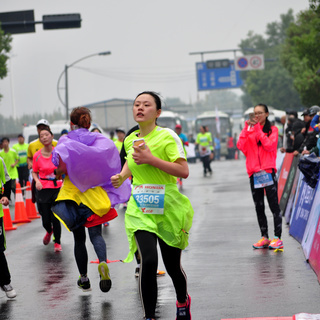 半程终点(by杭马会义工小沈)9:26-10:59
