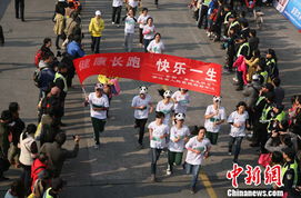 2012杭州国际马拉松开跑：活力杭州，奔跑世界